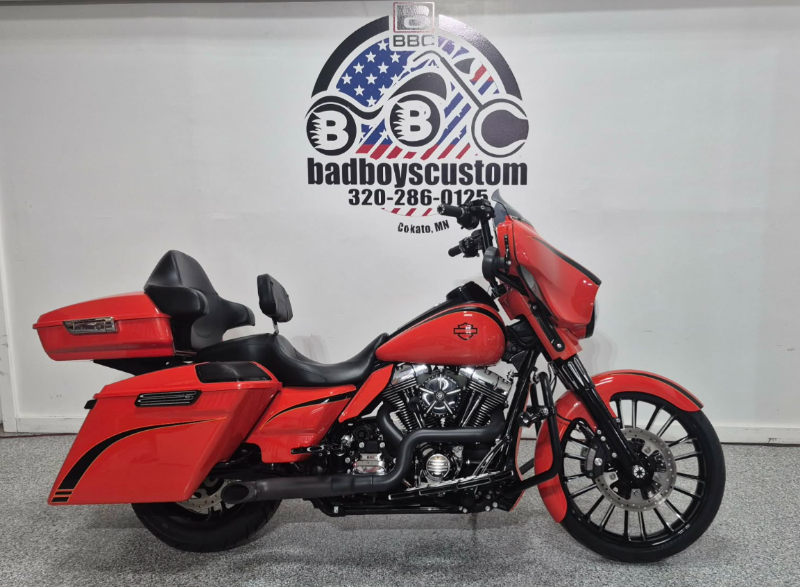 2014 Harley Davidson Street Glide FLHXS